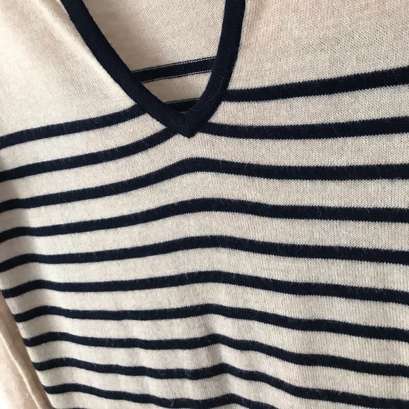 Tory Burch Wool Cashmere Blend V Neck Sweater XS - Picture 4 of 6